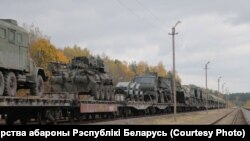 Российская военная техника прибывает в Беларусь, октябрь 2022 года