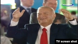 Islom Karimov raqs tushmoqda