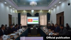 O‘zbekiston Respublikasi Energetika vaziri va Qirg‘iziston Respublikasi Energetika va sanoat vaziri boshchiligidagi ishchi guruh yig‘ilishi. Bishkek, 2021, 13 - mart.